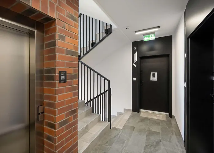 Elegant With Parking Near The Odra River By Renters Prestige