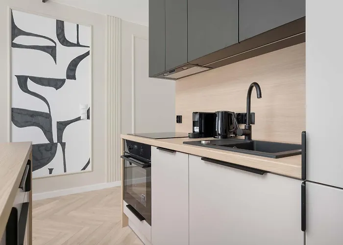 Apartment Elegant With Parking Near The Odra River By Renters Prestige Wroclaw