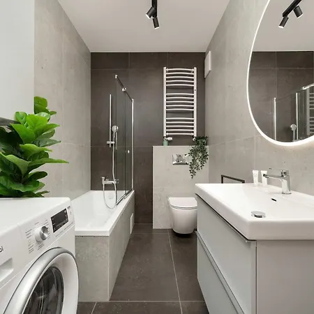 Apartamento Elegant With Parking Near The Odra River By Renters Prestige