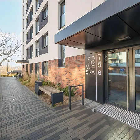 Elegant With Parking Near The Odra River By Renters Prestige Apartman Wrocław