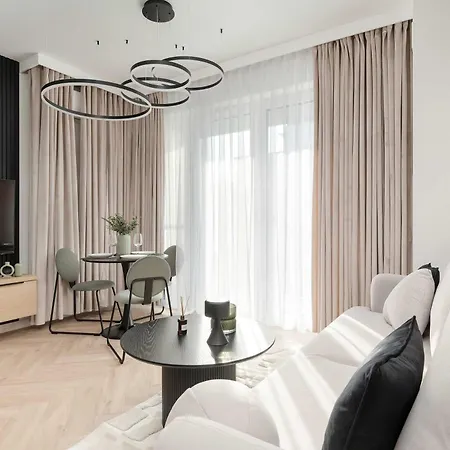 Elegant With Parking Near The Odra River By Renters Prestige * Wroclaw