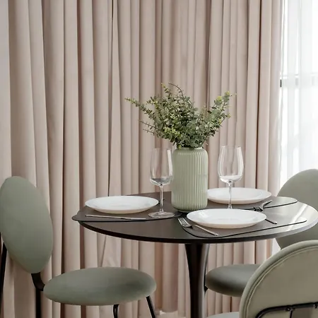 Elegant With Parking Near The Odra River By Renters Prestige Apartman