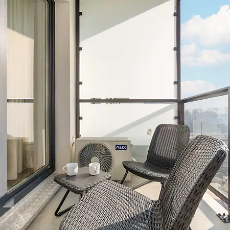 Elegant With Parking Near The Odra River By Renters Prestige Apartman *